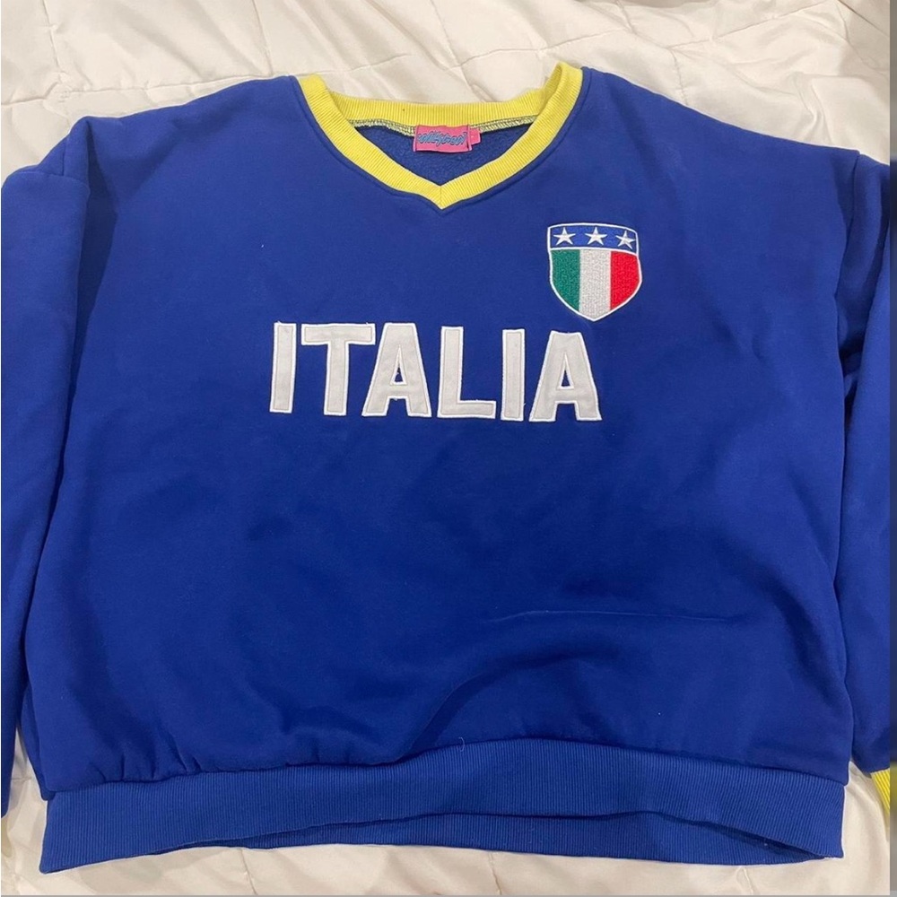 Edikted Blue and Yellow Sweatshirt